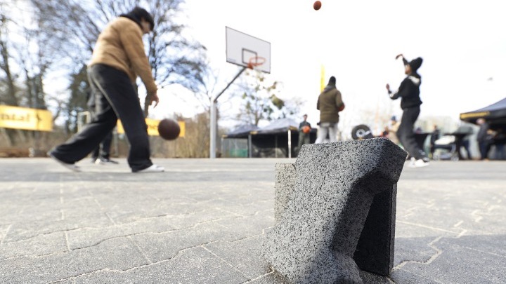 Γήπεδα μπάσκετ από ανακυκλωμένα αγωνιστικά ελαστικά